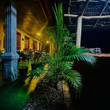 Dambulla Kings Inn Exteriör bild