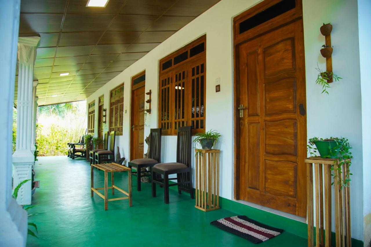 Dambulla Kings Inn Exteriör bild